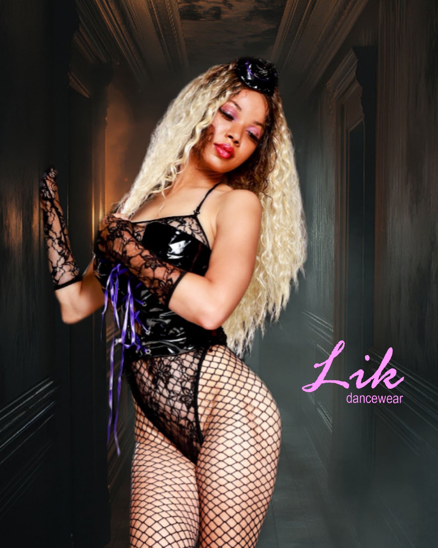 Bewitching lace Halloween costume